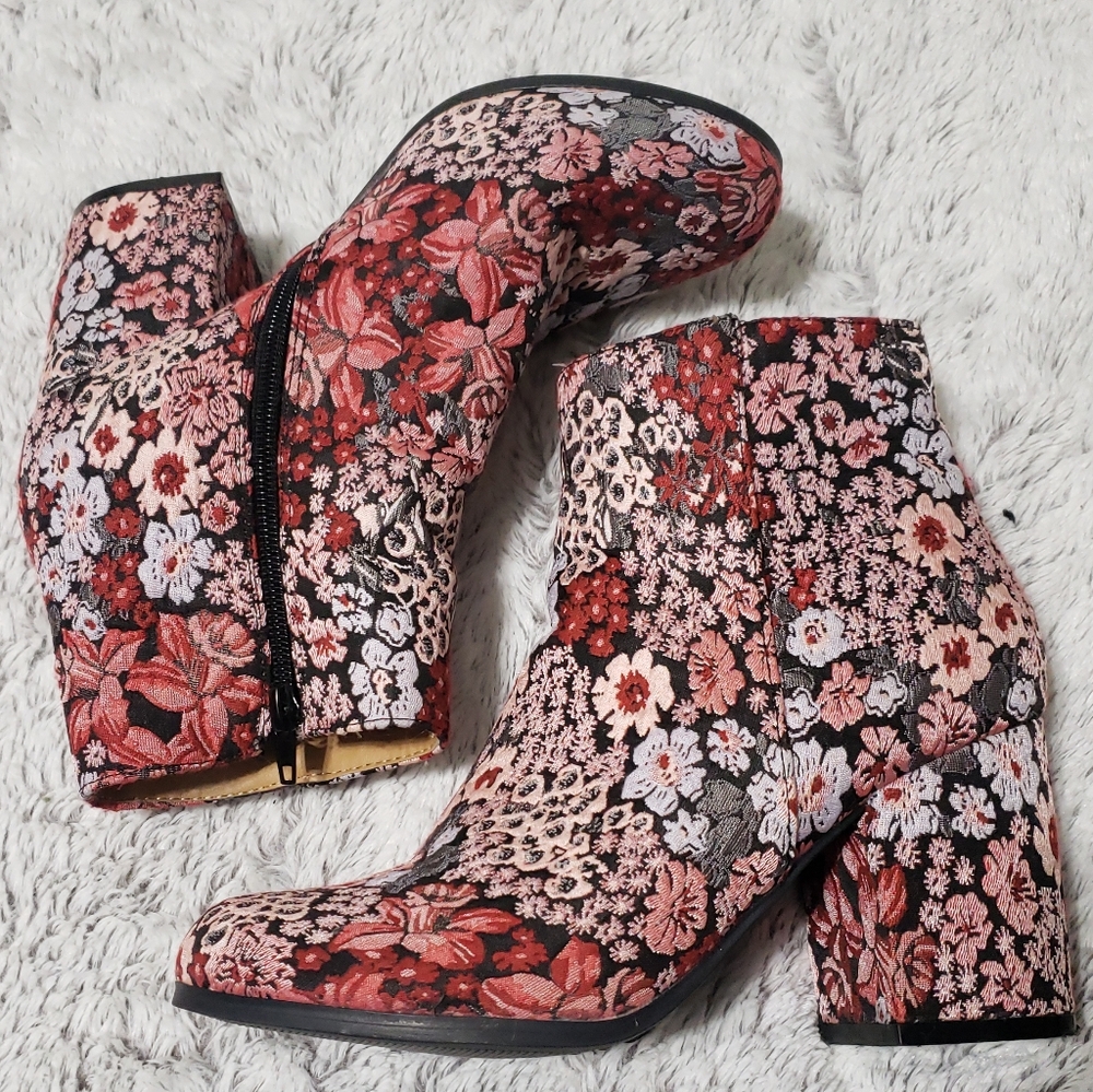Embroidered floral ankle boots